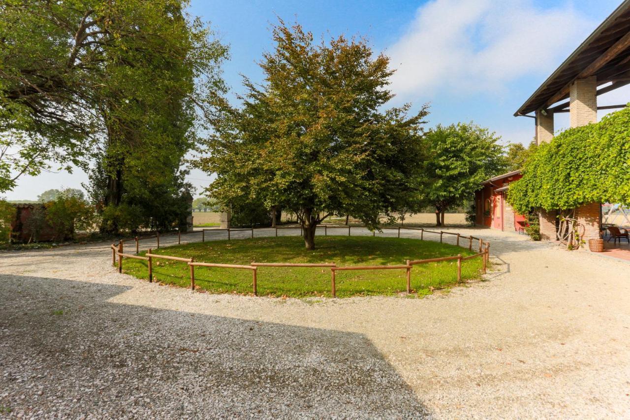 Agriturismo Le Corti Della Gualdana Villa Voghera Luaran gambar