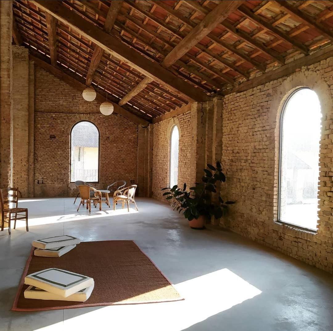 Agriturismo Le Corti Della Gualdana Voghera Luaran gambar